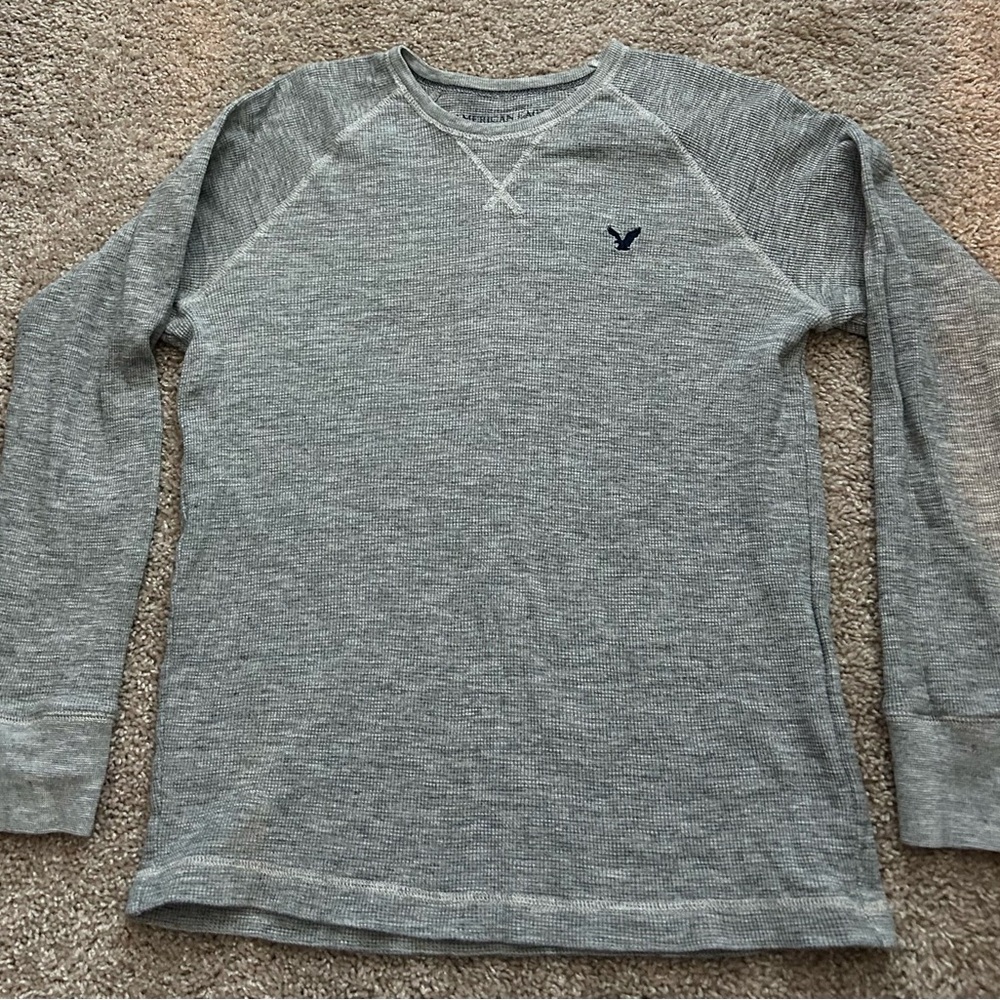 American Eagle large men’s long sleeve tea